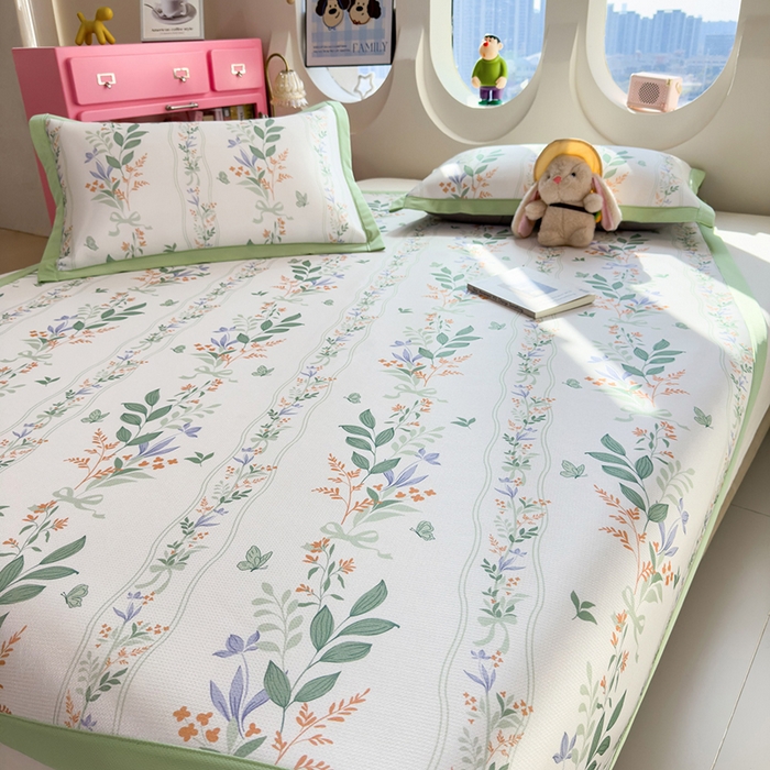 91家纺网 家纺一手货源 找家纺 丝羽坊 2026新款小版印花碳光冰丝凉席平铺款 叶语