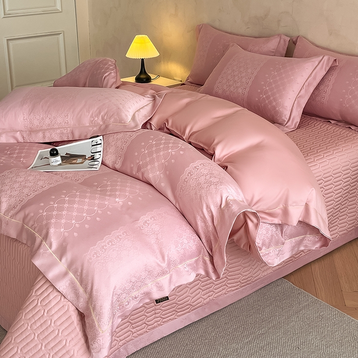 91家纺网 家纺一手货源 找家纺 大麦家纺 2026新款水洗真丝提花床盖四件套丝韵繁花 丝韵繁花-豆沙色