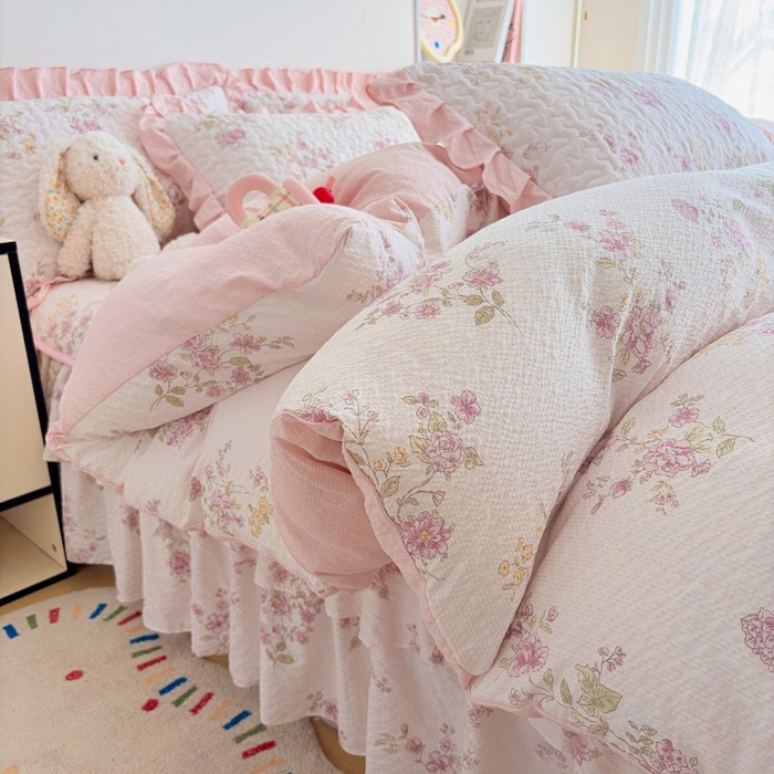 91家纺网 家纺一手货源 找家纺 铠畅 2026新款泡芙纱皱皱棉床裙款四件套 云柔 春日花园