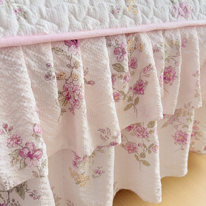 91家纺网 家纺一手货源 找家纺 铠畅 2026新款泡芙纱皱皱棉床裙款四件套 云柔 春日花园