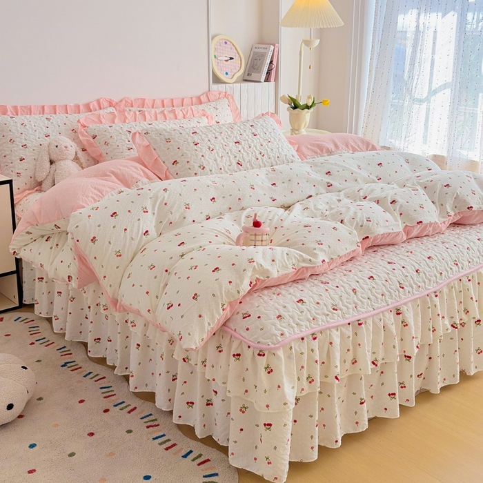 铠畅 2026新款泡芙纱皱皱棉床裙款四件套 云柔 粉樱甜莓