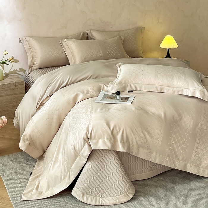 91家纺网 家纺一手货源 找家纺 大麦家纺 2026新款水洗真丝提花床盖四件套丝韵繁花 丝韵繁花-香槟金