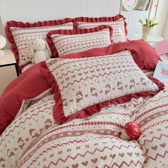 91家纺网 家纺一手货源 找家纺 铠畅 2026新款泡芙纱皱皱棉床裙款四件套 云柔 可爱雪人