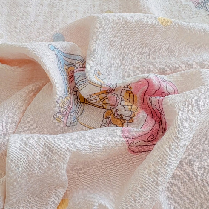 91家纺网 家纺一手货源 找家纺 铠畅 2026新款泡芙纱皱皱棉床裙款四件套 云柔 梦幻乐园