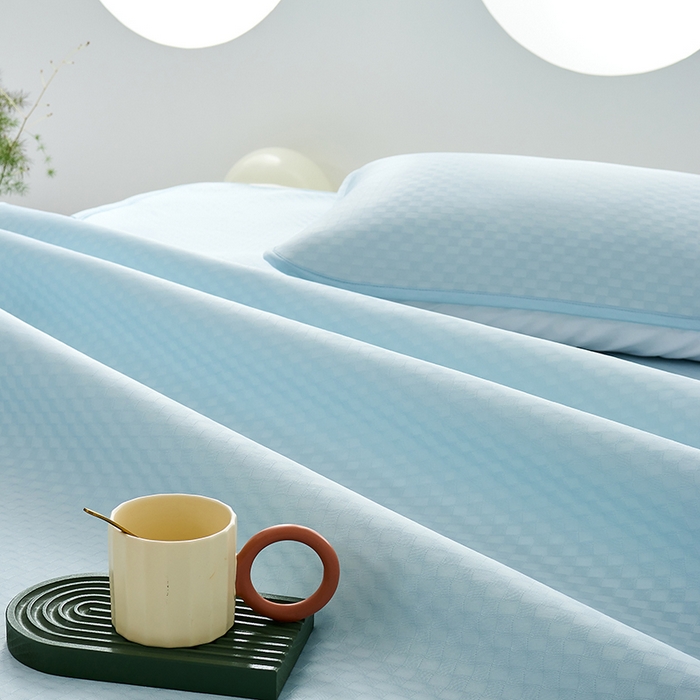 91家纺网 家纺一手货源 找家纺 LADYCOCO可可家居 2026新款冰皮小提花三明治凉席三件套 席子-空镜-蓝