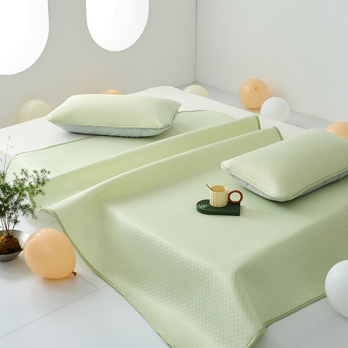 91家纺网 家纺一手货源 找家纺 LADYCOCO可可家居 2026新款冰皮小提花三明治凉席三件套 席子-空镜-绿