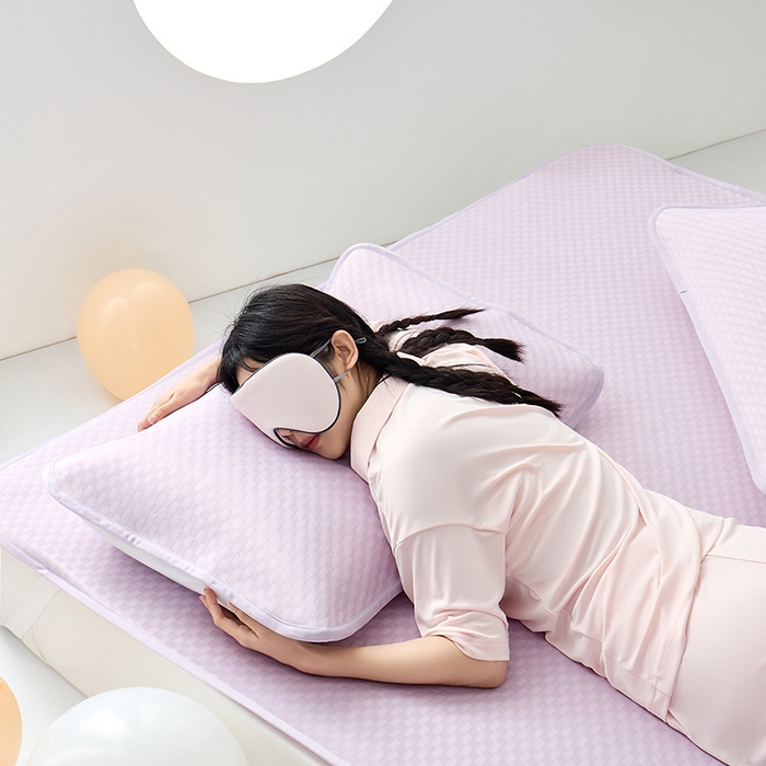 91家纺网 家纺一手货源 找家纺 LADYCOCO可可家居 2026新款冰皮小提花三明治凉席三件套 席子-空镜-紫