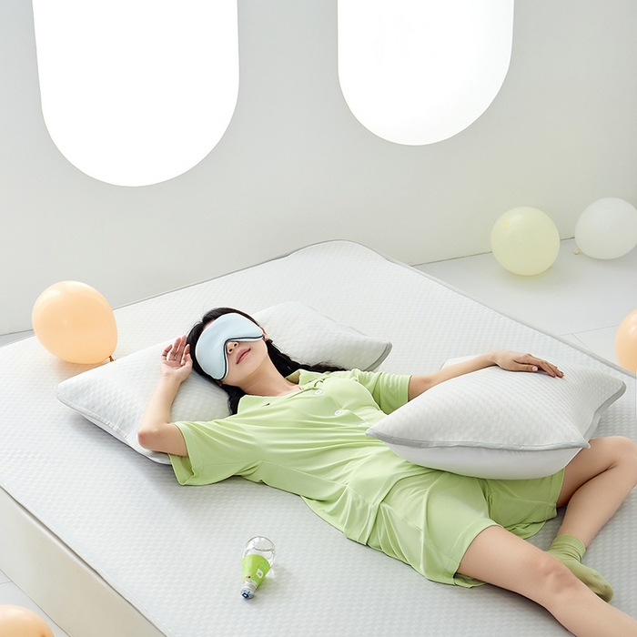 91家纺网 家纺一手货源 找家纺 LADYCOCO可可家居 2026新款冰皮小提花三明治凉席三件套 席子-空镜-灰