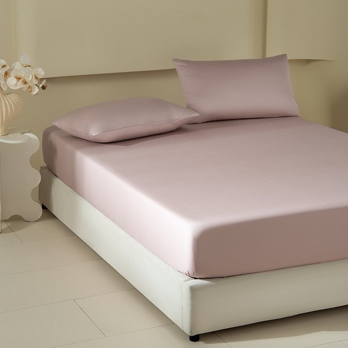 91家纺网 家纺一手货源 找家纺 佳汐蓝家纺 2026春夏新款贡缎长绒棉纯棉单床笠 床笠单件 白桃茶粉