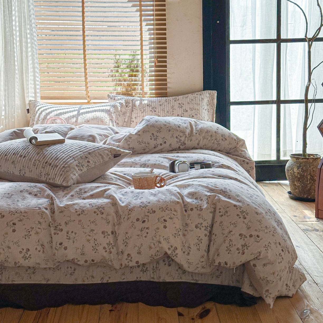 91家纺网 家纺一手货源 找家纺 孑寐家纺 2026新款亲肤舒适全棉棉麻单床盖床盖单件 红唇之吻