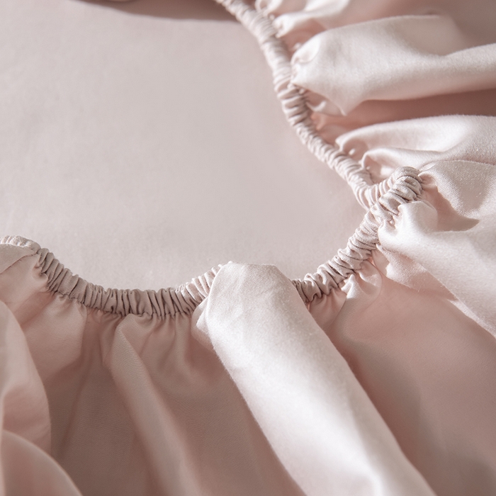 91家纺网 家纺一手货源 找家纺 佳汐蓝家纺 2026春夏新款贡缎长绒棉纯棉单床笠 床笠单件 白桃茶粉