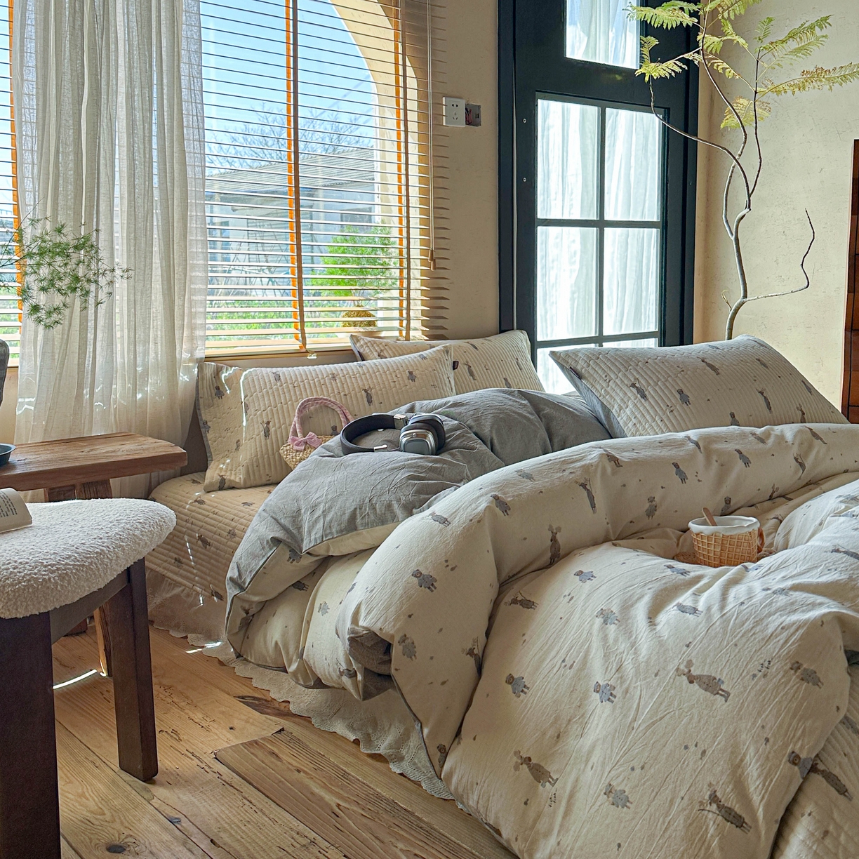 91家纺网 家纺一手货源 找家纺 孑寐家纺 2026新款亲肤舒适全棉棉麻单床盖床盖单件 假日乐园