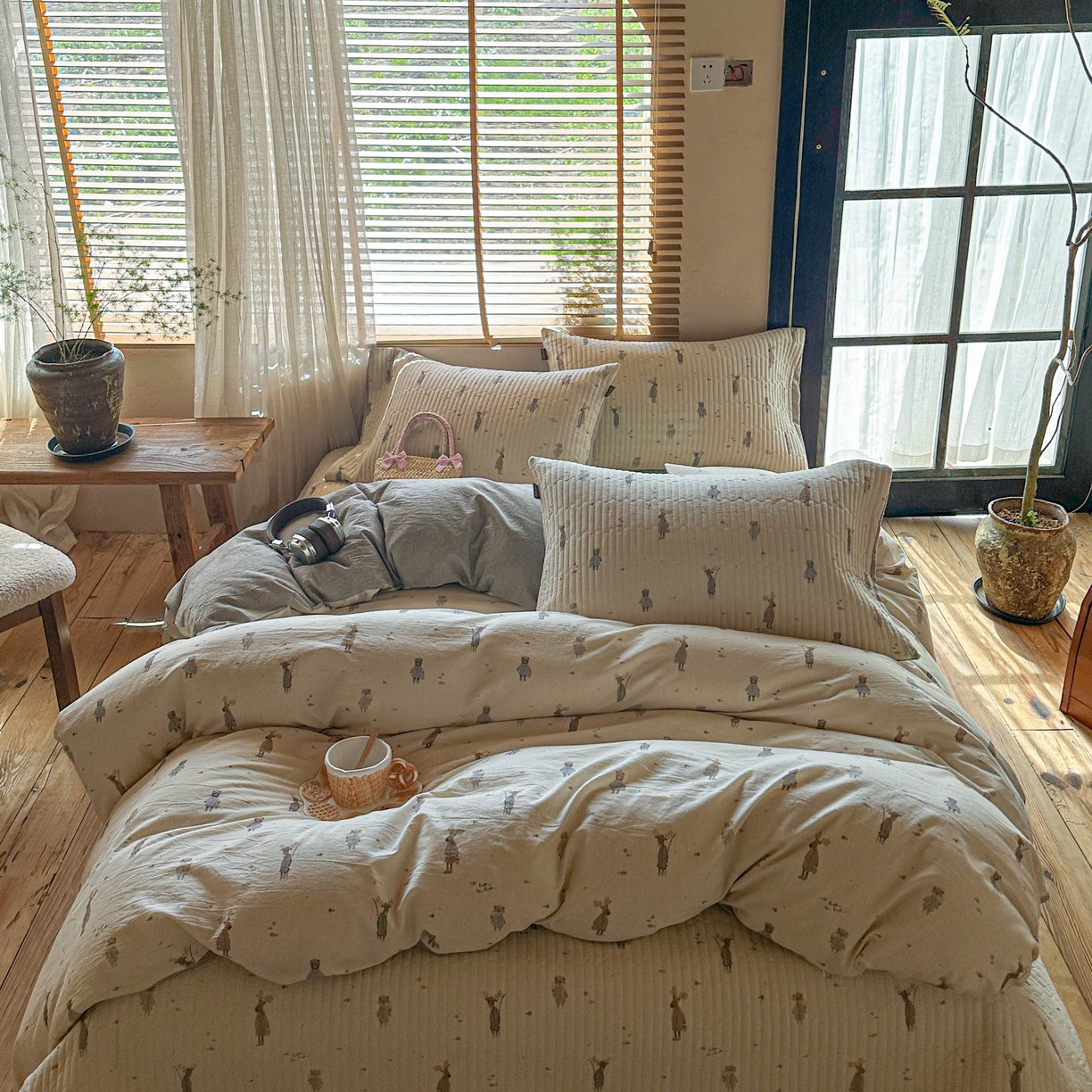 91家纺网 家纺一手货源 找家纺 孑寐家纺 2026新款亲肤舒适全棉棉麻单床盖床盖单件 假日乐园