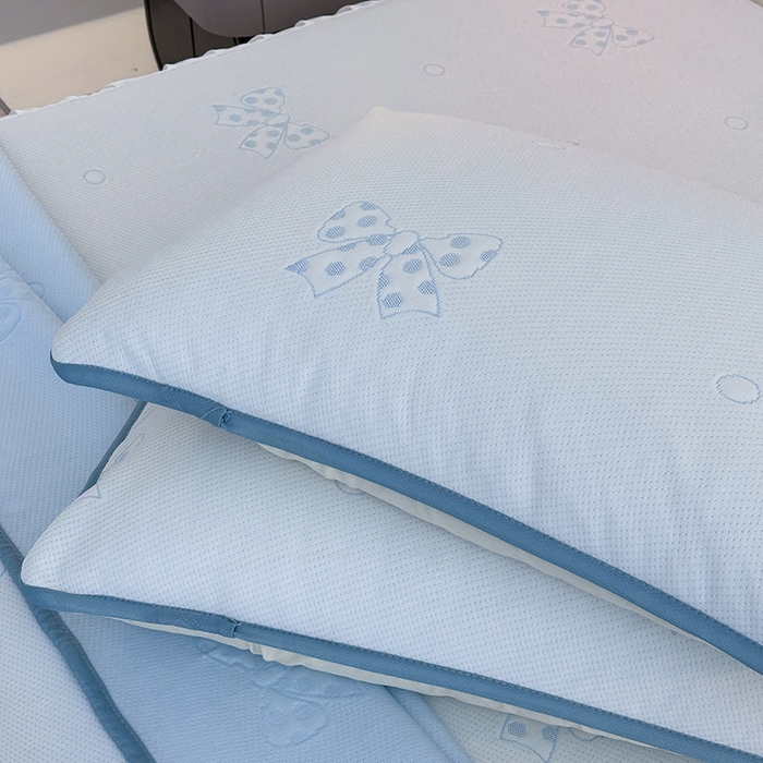 91家纺网 家纺一手货源 找家纺 七里香 2026新款提花冰豆豆床裙款凉席三件套四件套 床裙款蝴蝶结-蓝