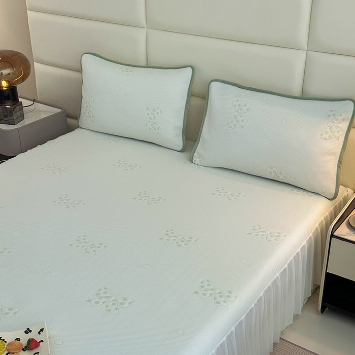 91家纺网 家纺一手货源 找家纺 七里香 2026新款提花冰豆豆床裙款凉席三件套四件套 床裙款蝴蝶结-绿