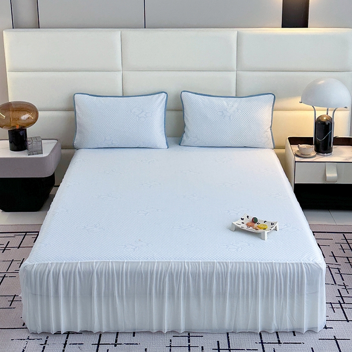 91家纺网 家纺一手货源 找家纺 七里香 2026新款提花冰豆豆床裙款凉席三件套四件套 床裙款小熊-蓝