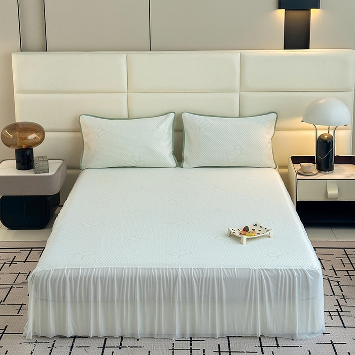 91家纺网 家纺一手货源 找家纺 七里香 2026新款提花冰豆豆床裙款凉席三件套四件套 床裙款小熊-绿