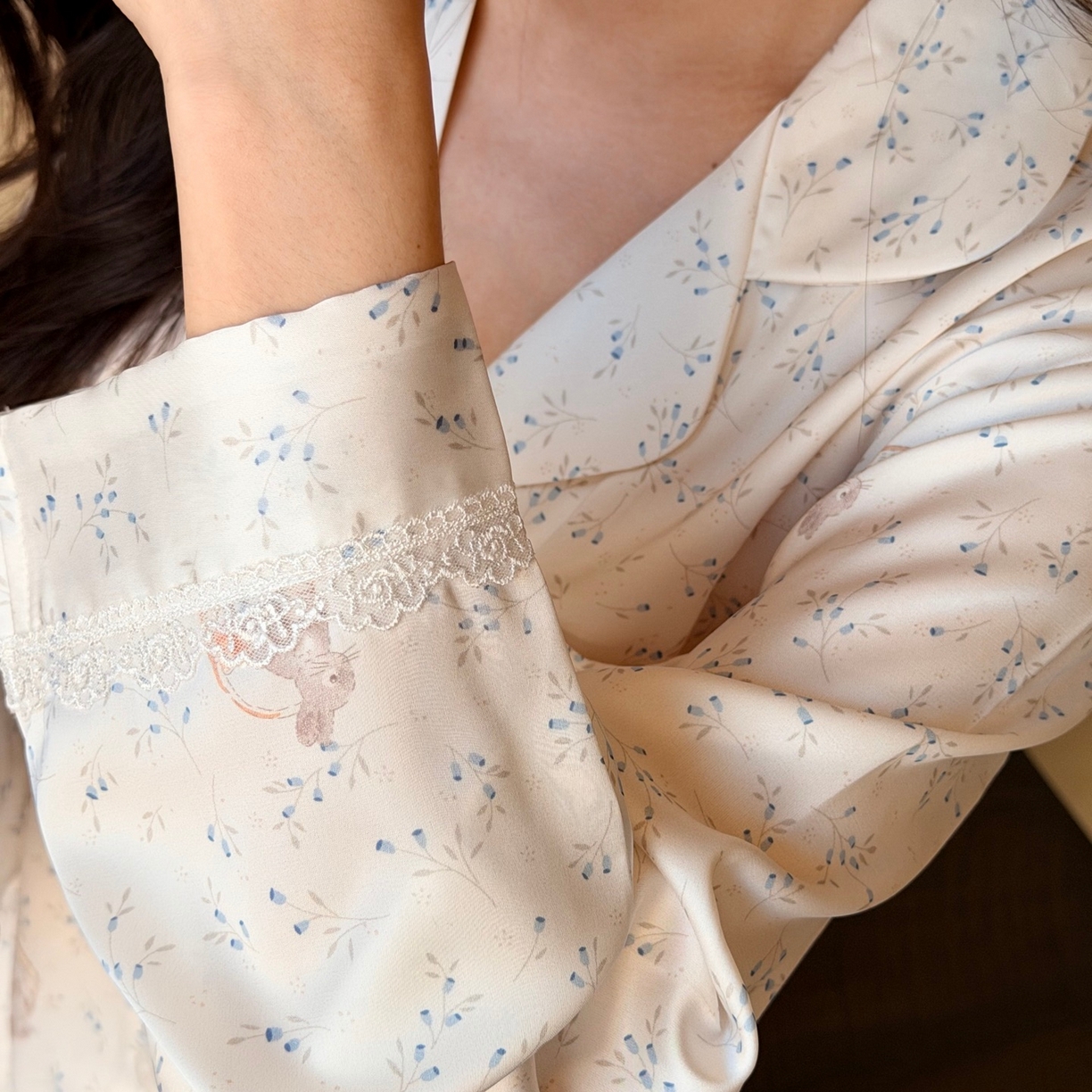 91家纺网 家纺一手货源 找家纺 （总）妍景家居生活馆 2026春夏新款冰雪丝-枝叶兔兔家居服