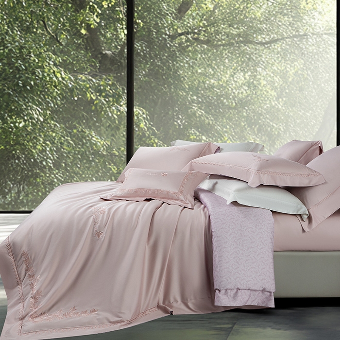 91家纺网 家纺一手货源 找家纺 诗黛尔 2026春夏新款长绒棉刺绣四件套黎境系列 黎境-落樱粉