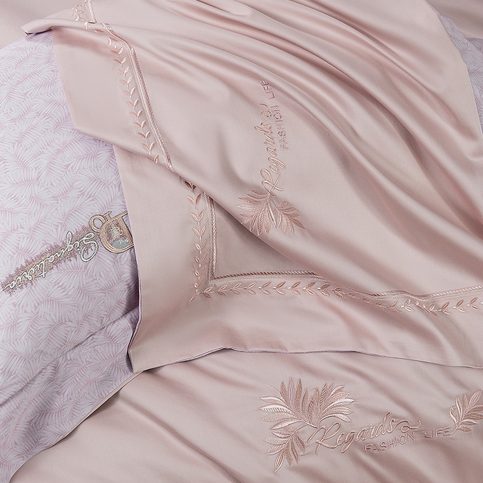 91家纺网 家纺一手货源 找家纺 诗黛尔 2026春夏新款长绒棉刺绣四件套黎境系列 黎境-落樱粉