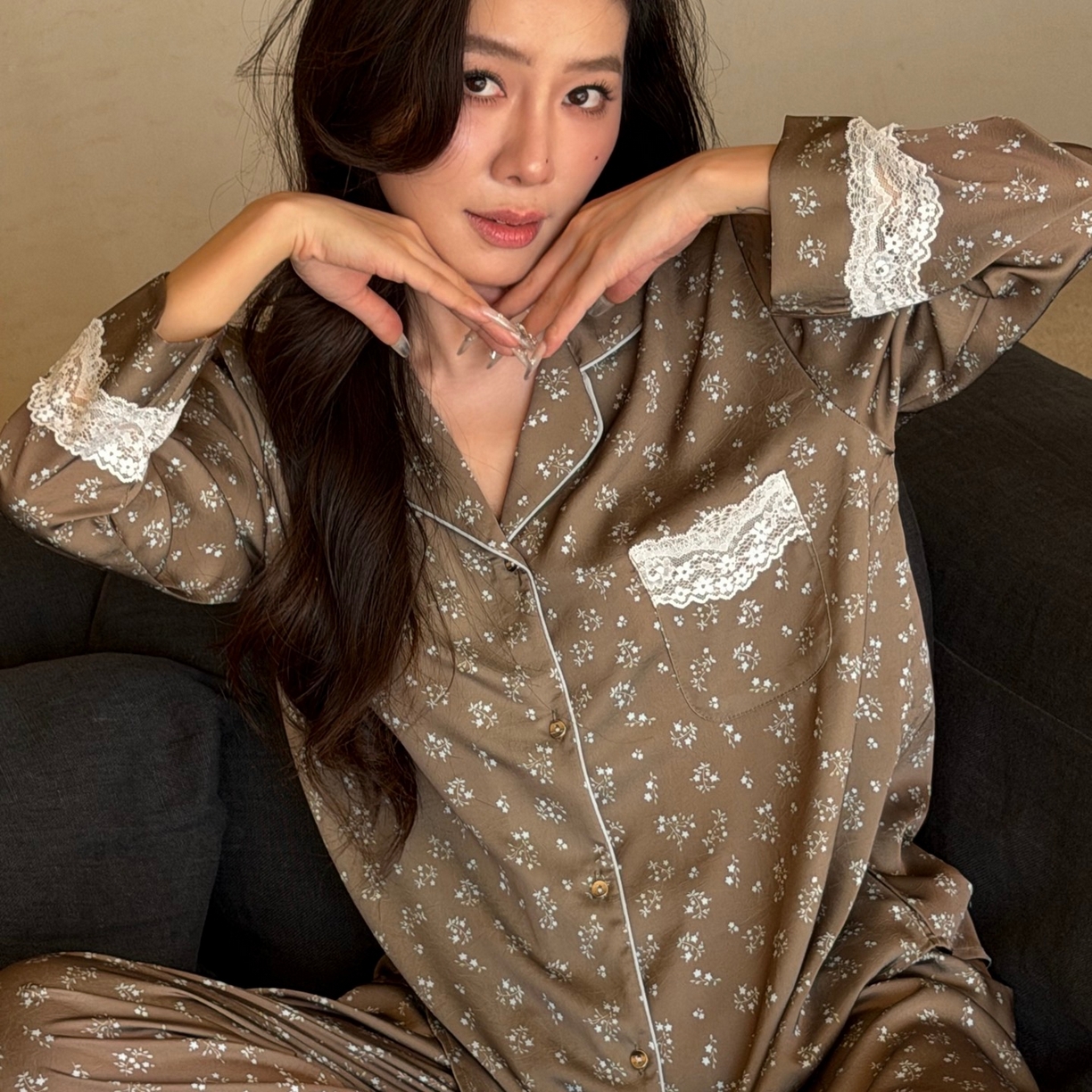 91家纺网 家纺一手货源 找家纺 （总）妍景家居生活馆 2026春夏新款冰雪丝-蕾丝小碎花绿家居服