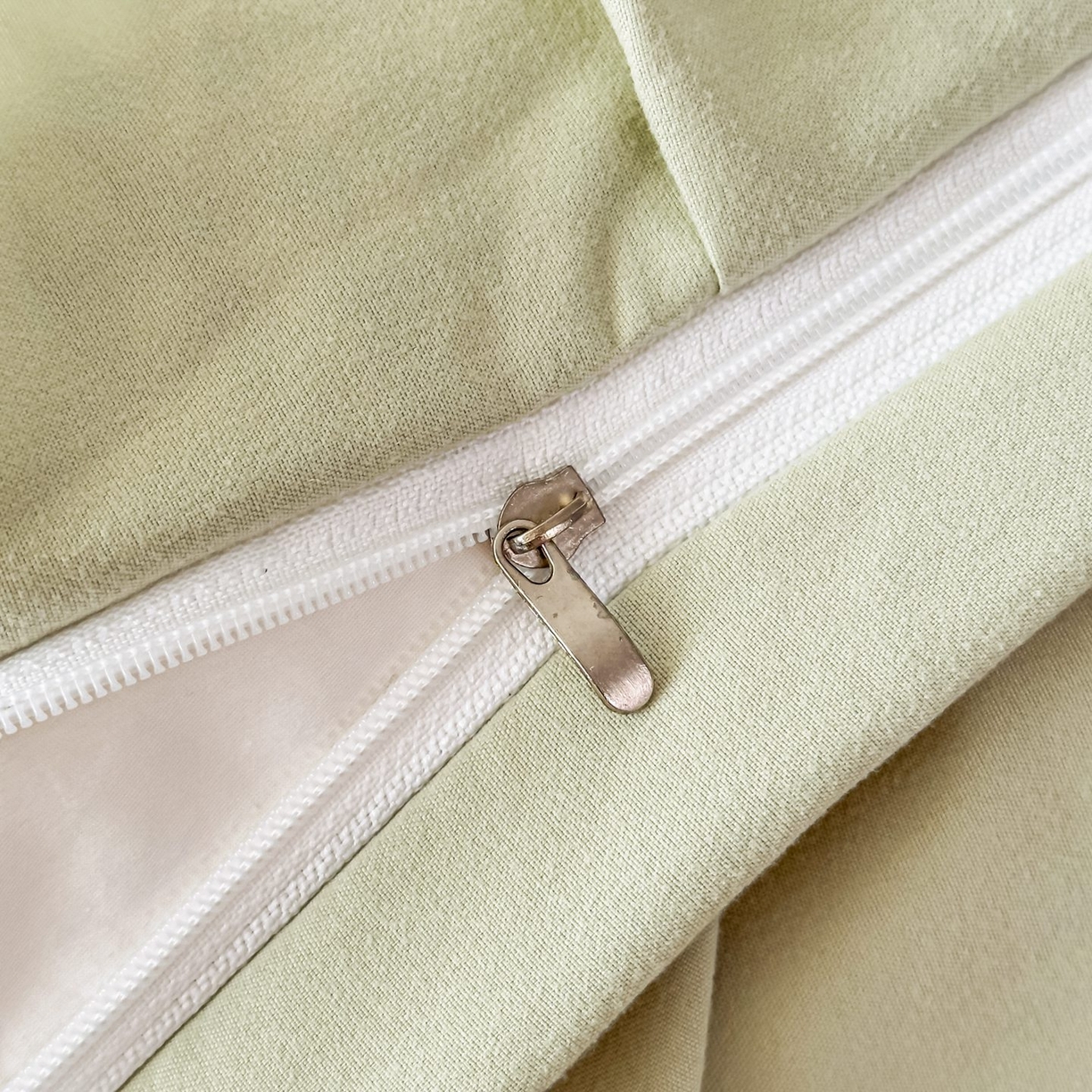 91家纺网 家纺一手货源 找家纺 雅眠居 2026新款直播爆款古法仿棉双层蕾丝花边床盖四件套 彩格-绿