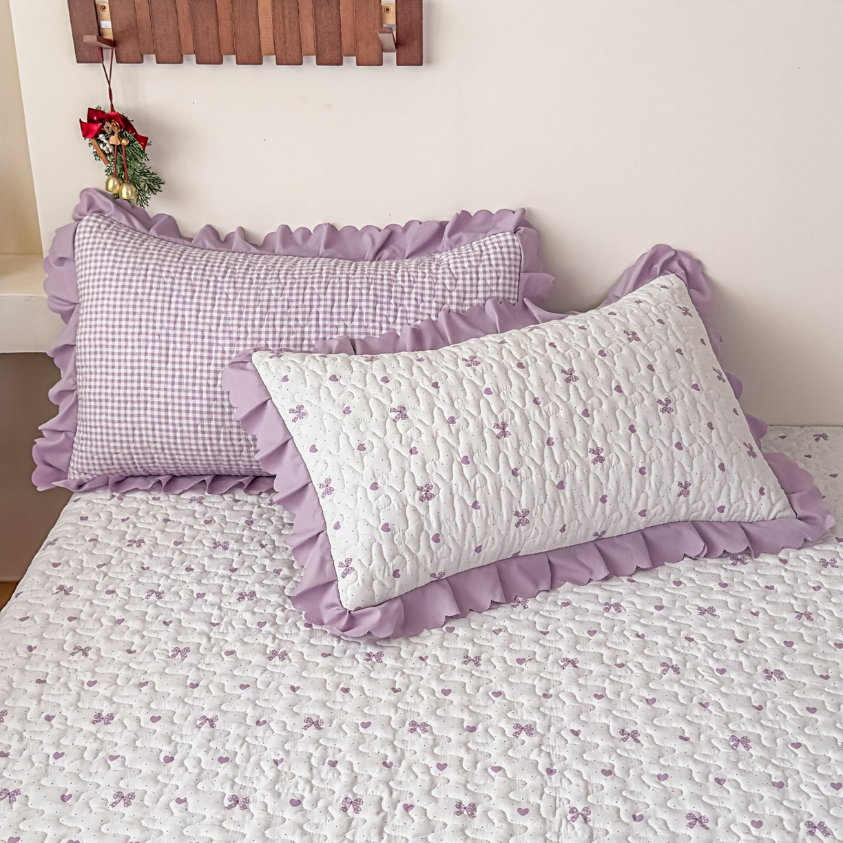 91家纺网 家纺一手货源 找家纺 雅眠居 2026新款直播爆款古法仿棉双层蕾丝花边床盖四件套 彩格-紫