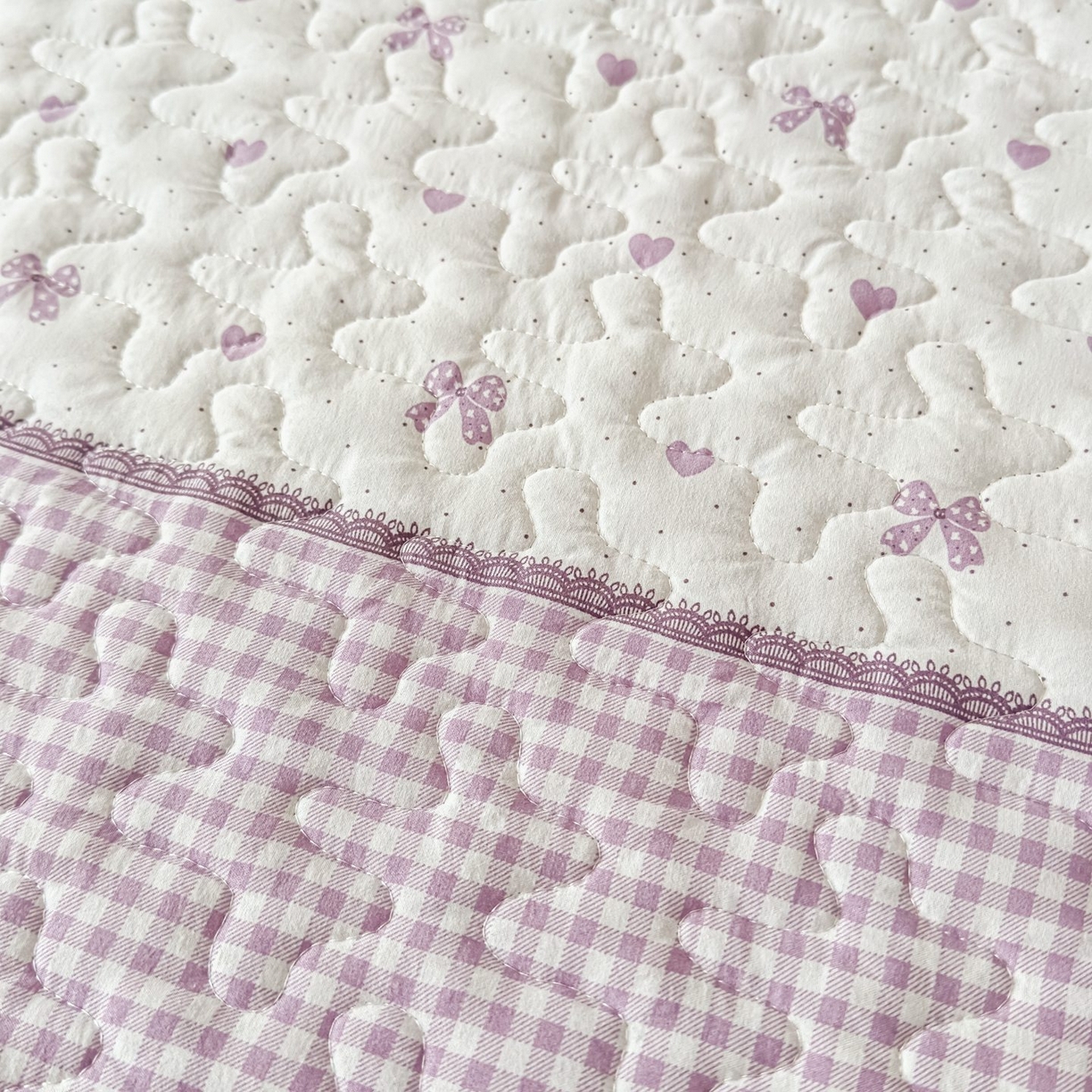 91家纺网 家纺一手货源 找家纺 雅眠居 2026新款直播爆款古法仿棉双层蕾丝花边床盖四件套 彩格-紫