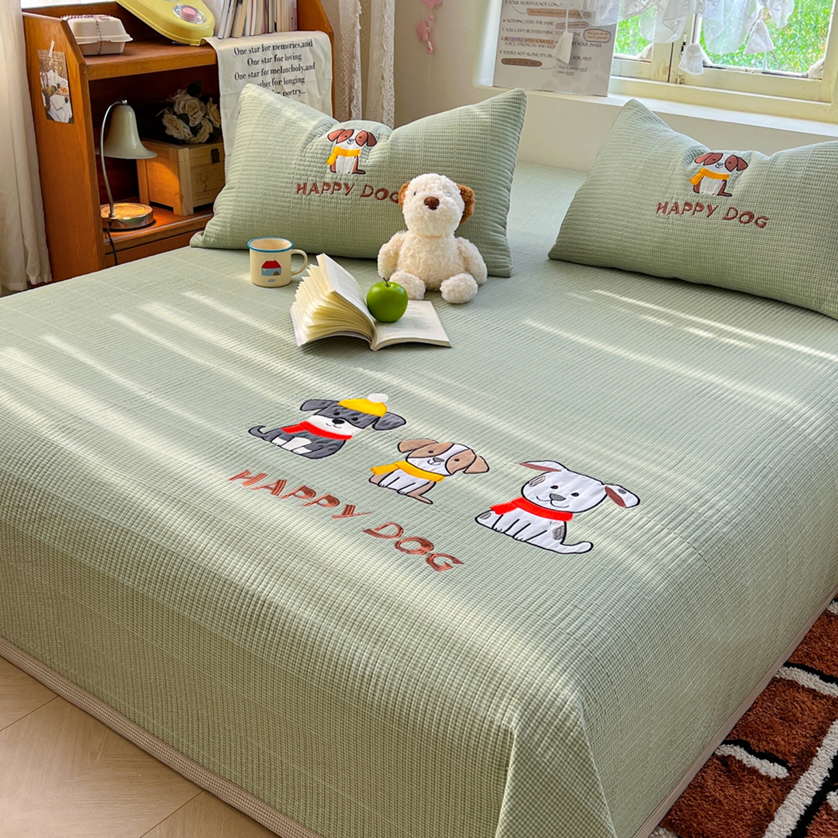 萌飞 2026直播热款贴布绣加厚仿棉古法水洗棉夹棉床盖 旺财狗狗