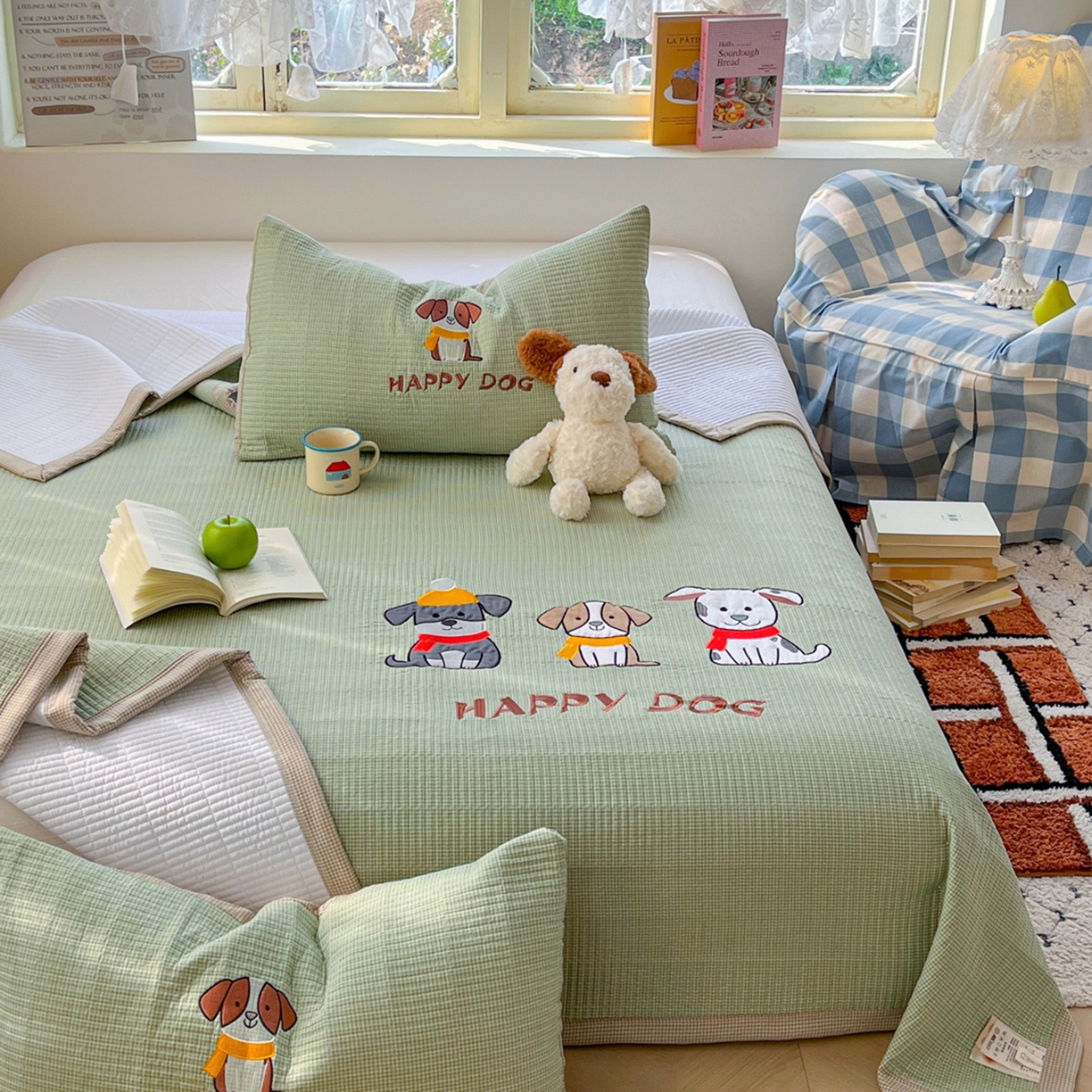 91家纺网 家纺一手货源 找家纺 萌飞 2026直播热款贴布绣加厚仿棉古法水洗棉夹棉床盖 旺财狗狗