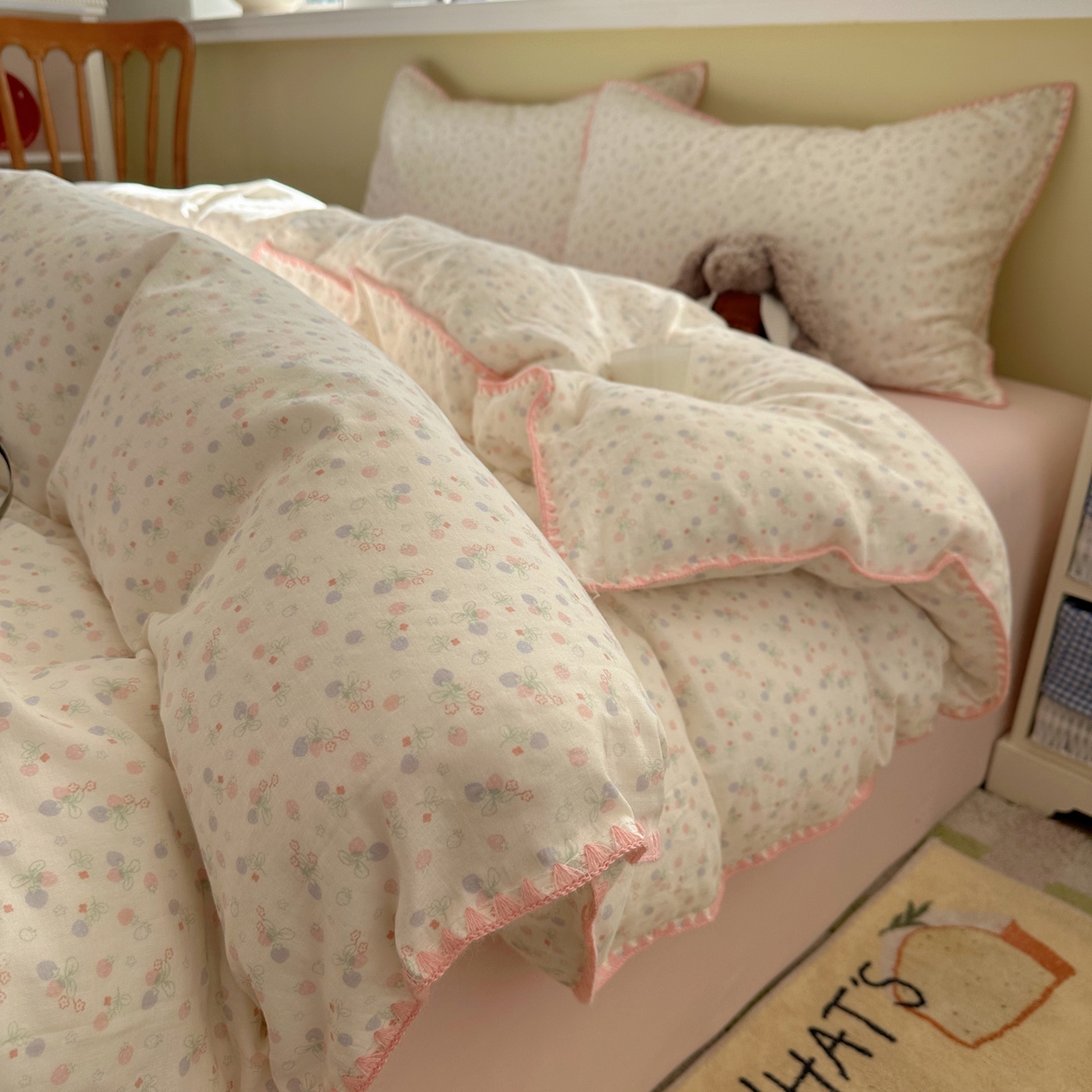 91家纺网 家纺一手货源 找家纺 瑞莱 2026新款A类全棉纯棉有氧双层纱四件套 淡彩花笺