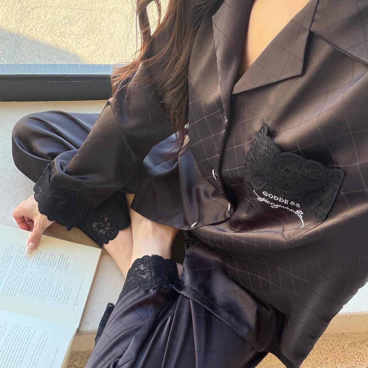 91家纺网 家纺一手货源 找家纺 （总）妍景家居生活馆 2026春夏新款冰雪丝-蕾丝网格套装家居服