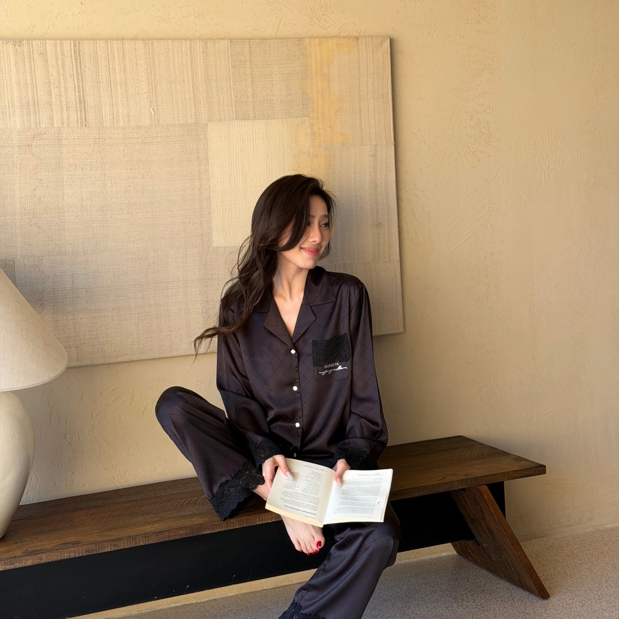 91家纺网 家纺一手货源 找家纺 （总）妍景家居生活馆 2026春夏新款冰雪丝-蕾丝网格套装家居服