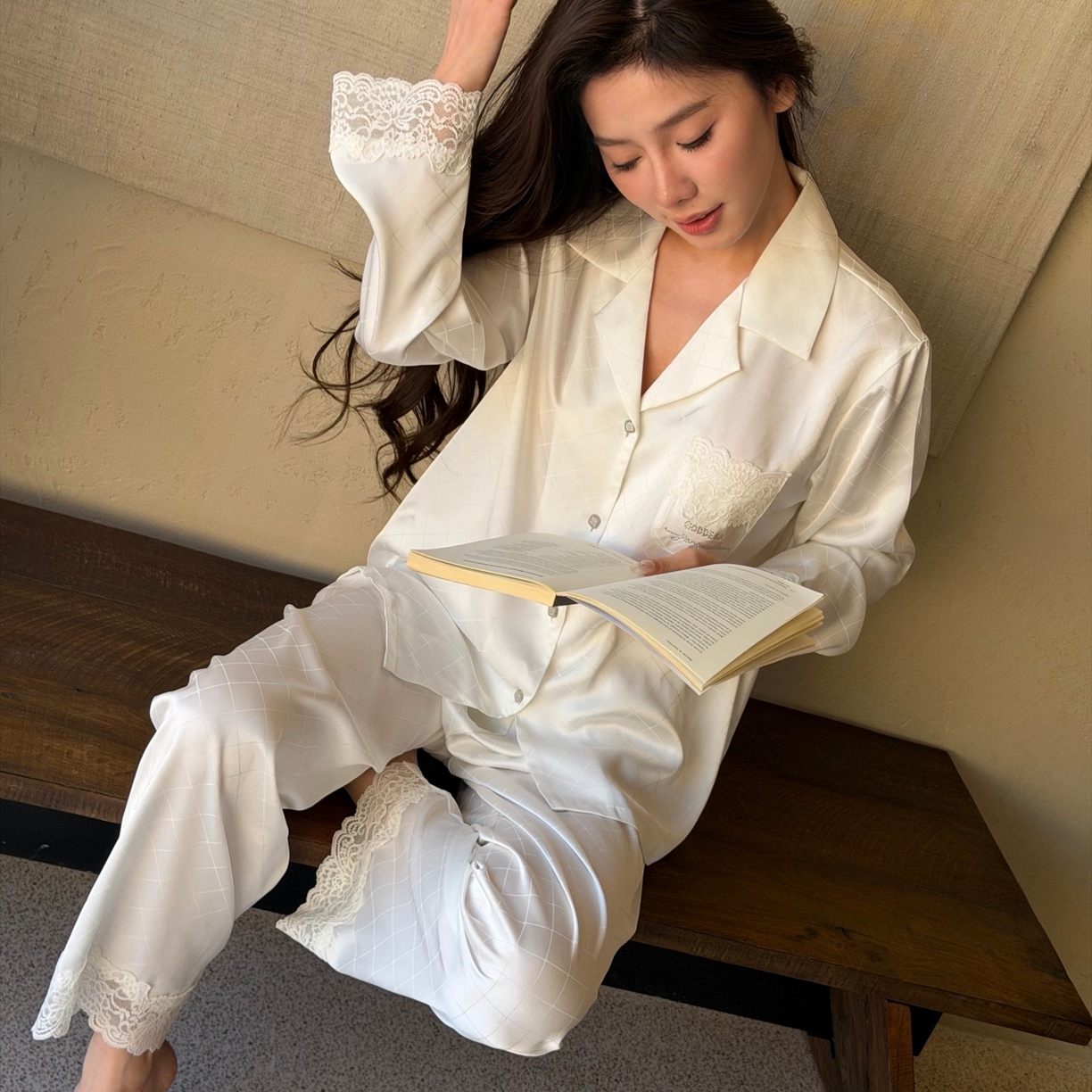 91家纺网 家纺一手货源 找家纺 妍景家居生活馆 2026春夏新款冰雪丝-蕾丝网格套装家居服 冰雪丝-蕾丝网格套装-白色