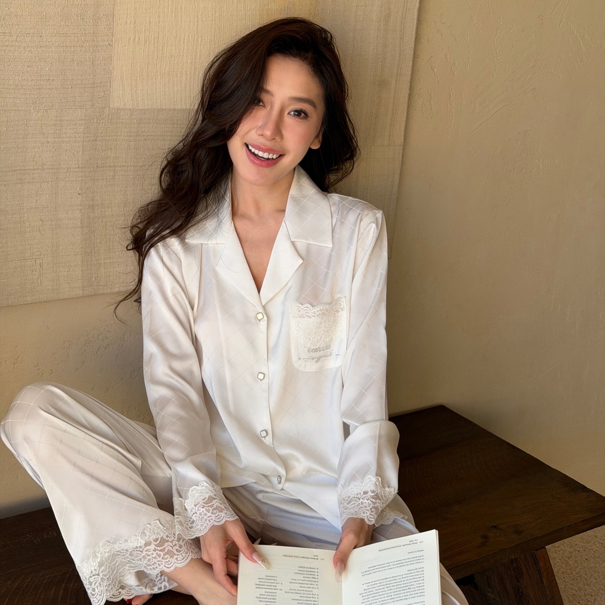 91家纺网 家纺一手货源 找家纺 妍景家居生活馆 2026春夏新款冰雪丝-蕾丝网格套装家居服 冰雪丝-蕾丝网格套装-白色