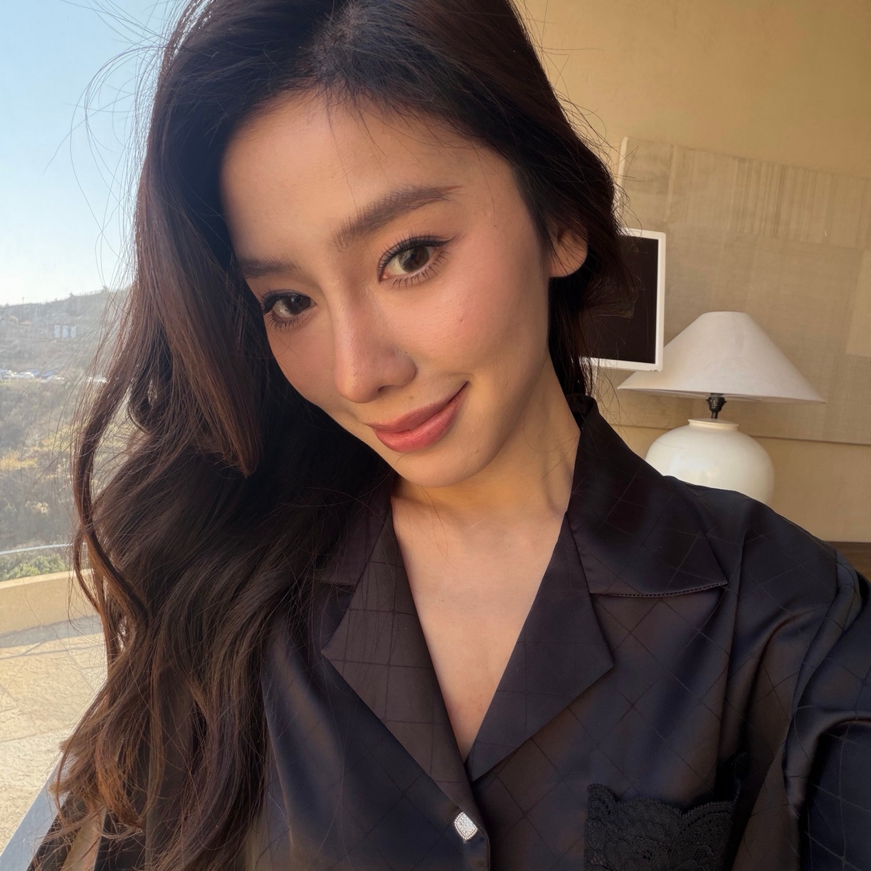 91家纺网 家纺一手货源 找家纺 （总）妍景家居生活馆 2026春夏新款冰雪丝-蕾丝网格衬衫裙家居服