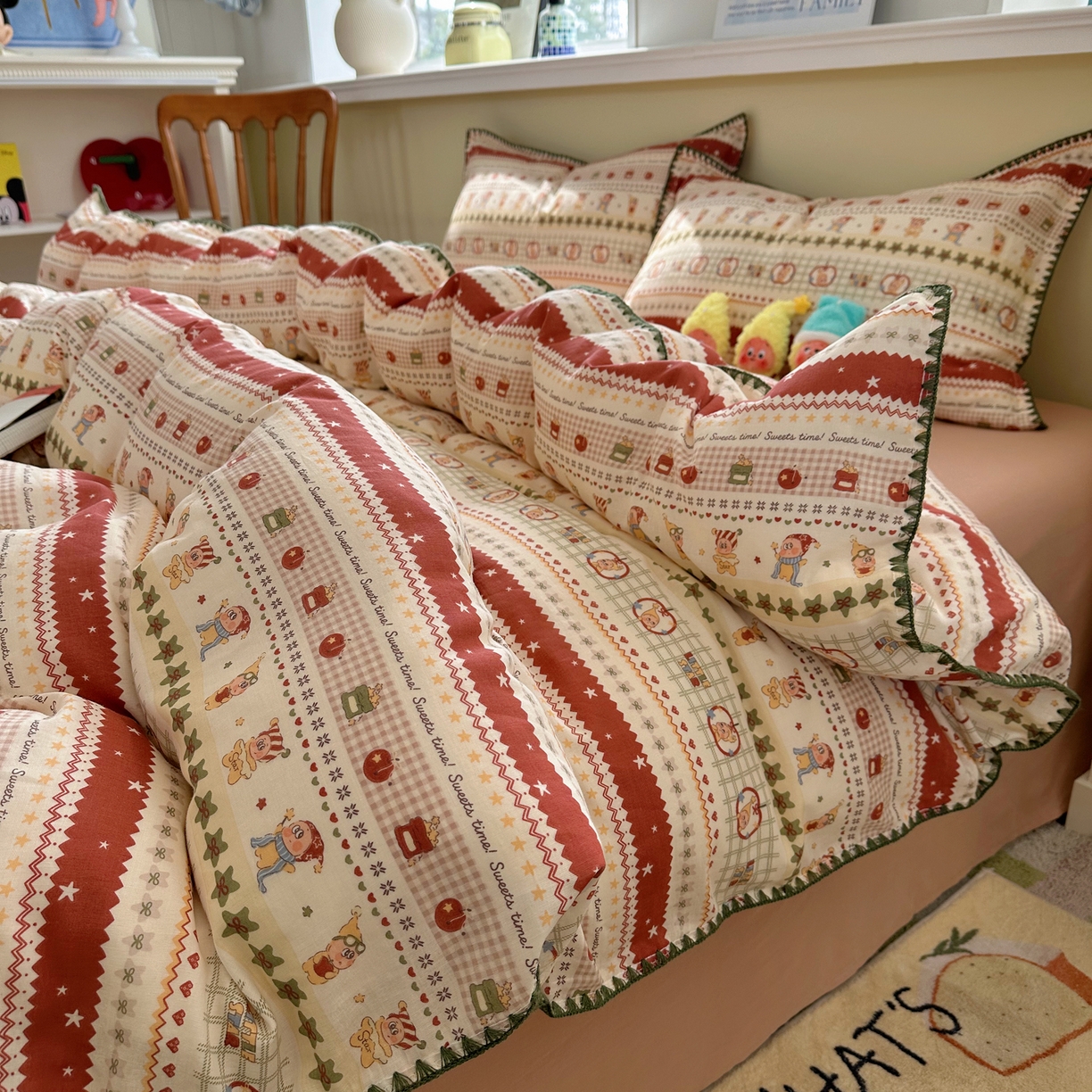 91家纺网 家纺一手货源 找家纺 瑞莱 2026新款A类全棉纯棉有氧双层纱四件套 苹果星星人