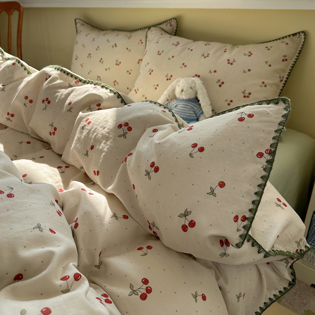 91家纺网 家纺一手货源 找家纺 瑞莱 2026新款A类全棉纯棉有氧双层纱四件套 小樱桃