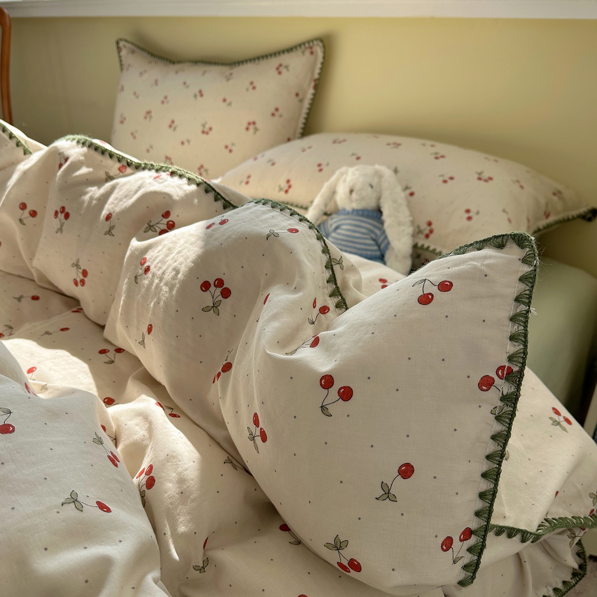 91家纺网 家纺一手货源 找家纺 瑞莱 2026新款A类全棉纯棉有氧双层纱四件套 小樱桃