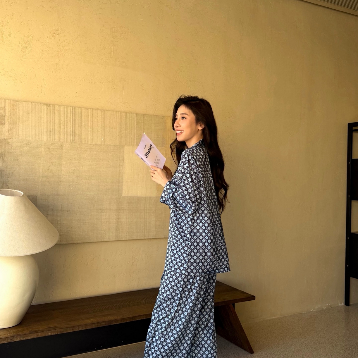 91家纺网 家纺一手货源 找家纺 （总）妍景家居生活馆 2026春夏新款冰雪丝-蓝色花朵家居服