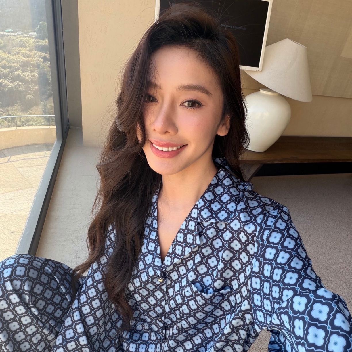 91家纺网 家纺一手货源 找家纺 （总）妍景家居生活馆 2026春夏新款冰雪丝-蓝色花朵家居服