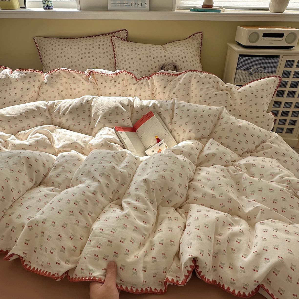 91家纺网 家纺一手货源 找家纺 瑞莱 2026新款A类全棉纯棉有氧双层纱四件套 樱桃画报