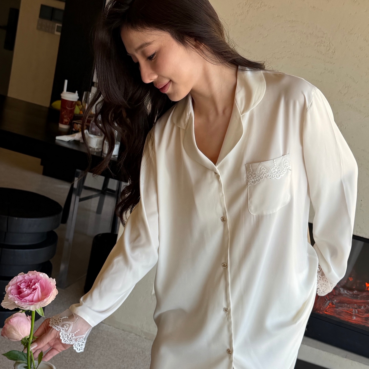 91家纺网 家纺一手货源 找家纺 妍景家居生活馆 2026春夏新款冰雪丝-后背蕾丝套装家居服 冰雪丝-后背蕾丝套装-白色