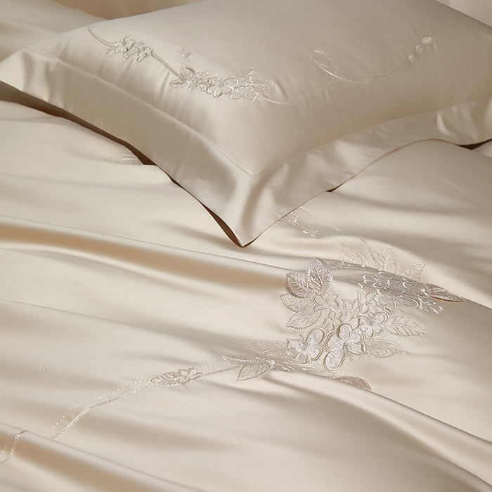 91家纺网 家纺一手货源 找家纺 诗黛尔 2026春夏新品长绒棉刺绣四件套茱莉叶系列 茱莉叶-奶茶米