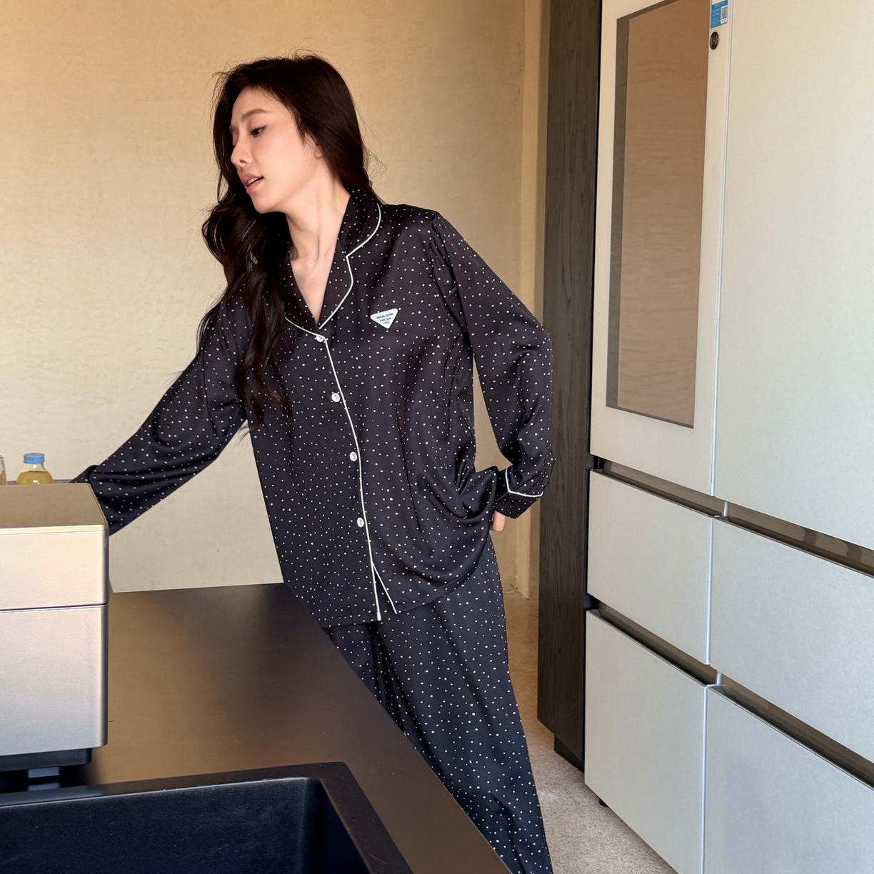 91家纺网 家纺一手货源 找家纺 （总）妍景家居生活馆 2026春夏新款冰雪丝-点点三角形家居服