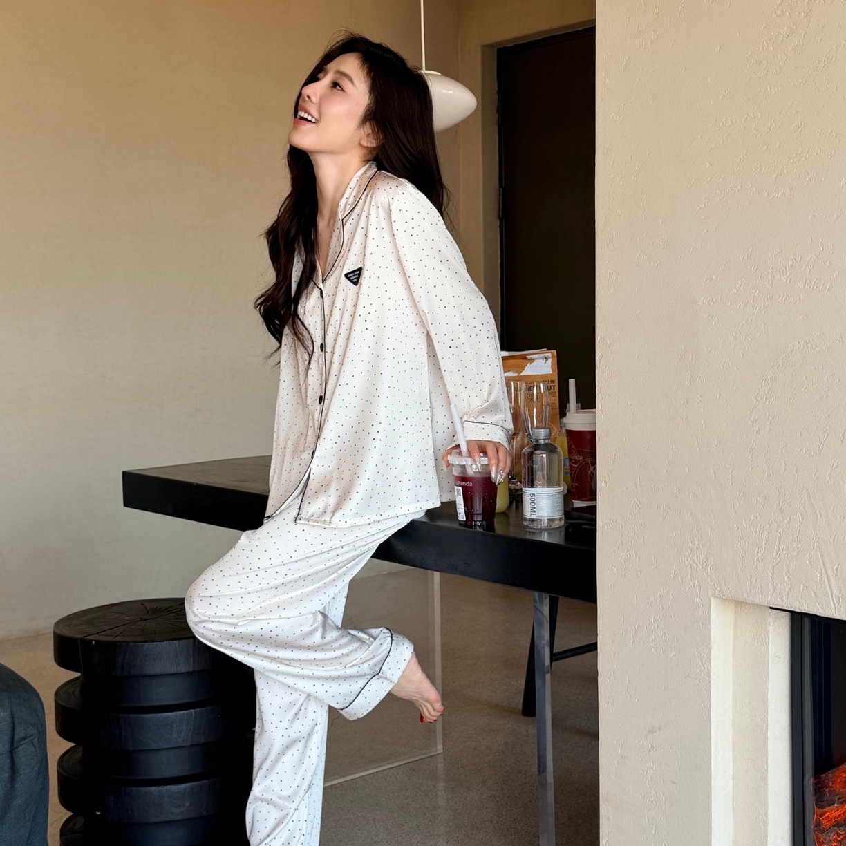 91家纺网 家纺一手货源 找家纺 妍景家居生活馆 2026春夏新款冰雪丝-点点三角形家居服 冰雪丝-点点三件套-白色