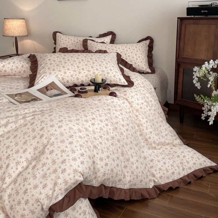 91家纺网 家纺一手货源 找家纺 同田家纺 2026新款云感双层纱花边床盖四件套 床盖-褐芳集