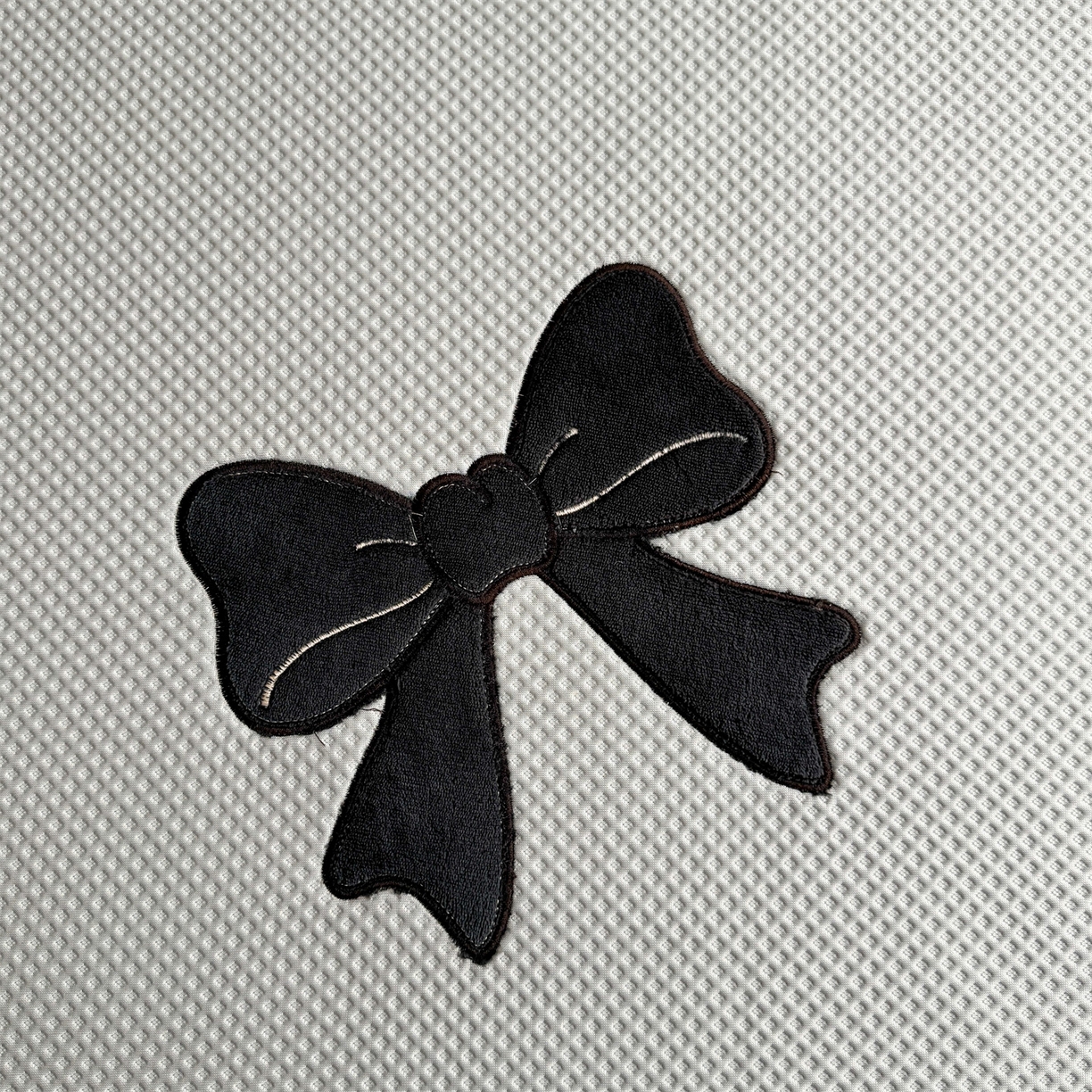 91家纺网 家纺一手货源 找家纺 雯豆家纺 2026春夏新款PE中分子豆豆凉席平铺席子三件套可水洗-墨蝶 墨蝶-灰