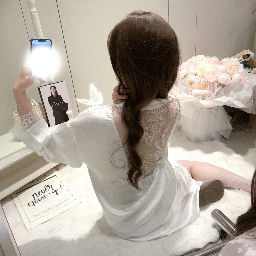 91家纺网 家纺一手货源 找家纺 （总）妍景家居生活馆 2026春夏新款冰雪丝-纯白烫钻衬衫裙家居服