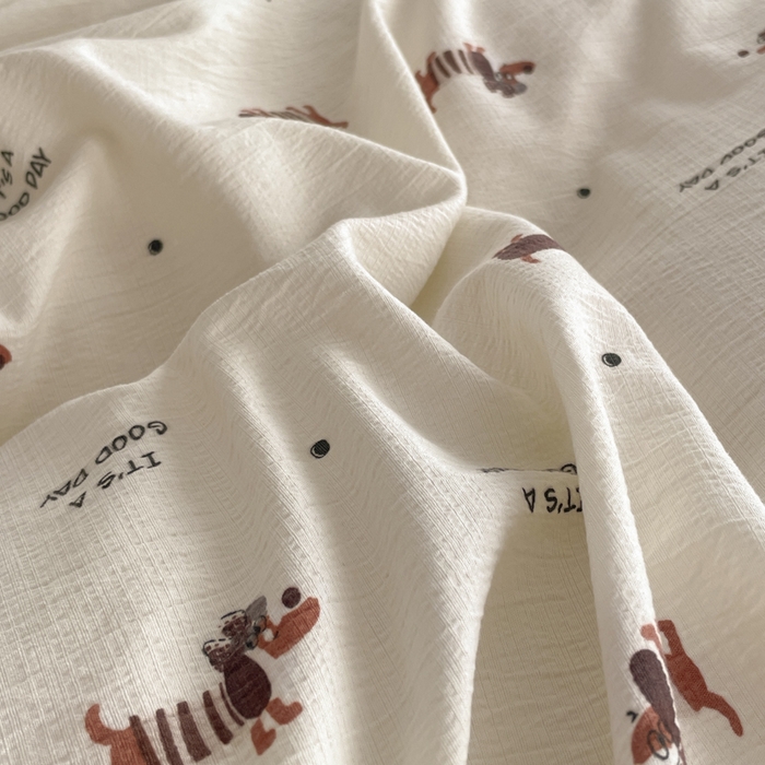 91家纺网 家纺一手货源 找家纺 同田家纺 2026新款云感双层纱花边床盖四件套 床盖-腊肠狗